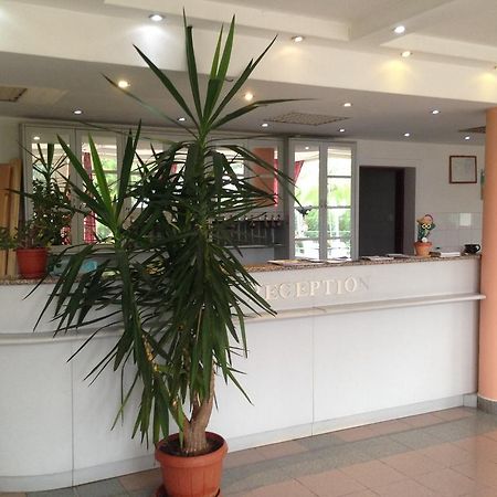 Negy Evszak Panzio Hotel Сиофок Екстериор снимка